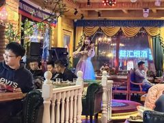 -米德维奇俄式西餐厅(西六道街店)