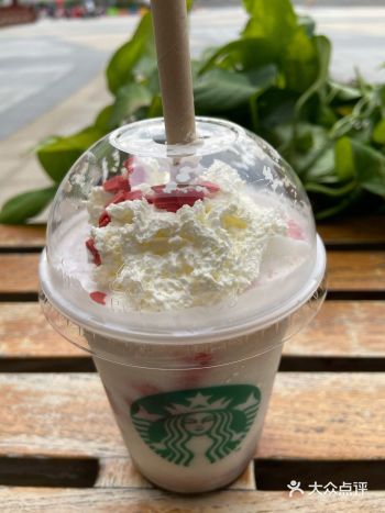 一直还挺喜欢喝星巴克的，没有活动和优惠卷的时候还是有