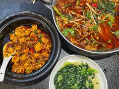 -万重锦·人文川菜馆(骡马市店)