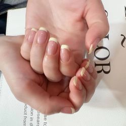 -悠禾·美甲美睫·皮肤管理