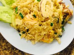 -J Daeng Seafood