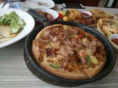 -必胜客(WOW贺州灵峰店)