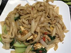 豪华炒粉-零零後碳烤大排档(曙光星城旗舰店)
