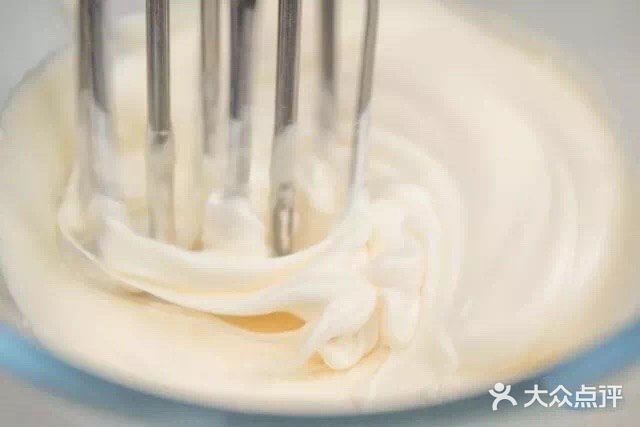 比戚风好吃100倍的蛋糕，随便一个碗就能做！