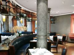 -八府香鸭·啫啫煲(华山路店)