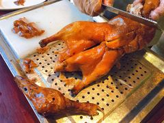 -阿瓦山寨·湘菜现炒·剁椒鱼头王(咸阳总店)