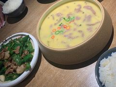 -姑娘手肉夹馍·凉皮·粉面(三盛广场店)