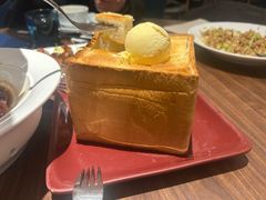 -港丽餐厅(正大店)