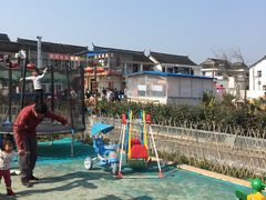 -小鱼草莓采摘园农家乐·小鱼餐厅