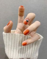 -拾光美甲美睫半永久