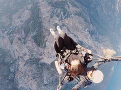 -费特希耶滑翔伞