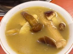 -菌之家·专业纯野生菌火锅·特色炒菌