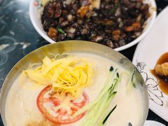 海鲜炸酱面-桃园中华料理炸酱面(燕儿岛路店)