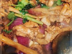-胡须佬鸡煲四季火锅(海雅缤纷城店)