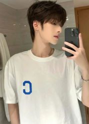 -一家只做男发烫染的店