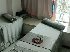 -张钰强中医正骨推拿连锁(华发商都店)
