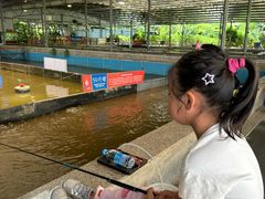 -粮心小农·大头虾亲子生态园(长发店)