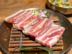 秘制五花肉-首尔朴宝·炭火烤肉(五角场店)