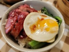 -新大咀港式茶餐厅(宝山万达店)