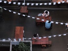 -ROAST coffee & eatery