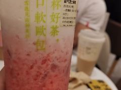 -奈雪的茶(华侨城创意园店)