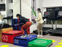 -悦耐私教健身馆(保利中心店)