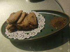 -梧桐树下(云锦世家店)