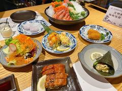 -枝魯枝魯自助料理
