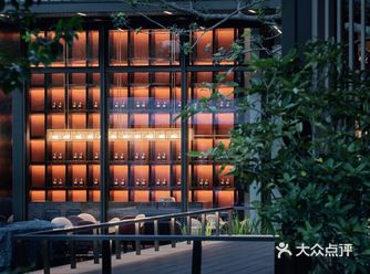 -01- 水榭宜时陟 山楼向晚看
