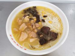 -文山荷鲜居(翠湖店)