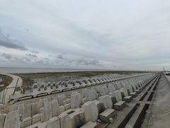 -南汇新城海滩