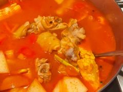 -尚尚仙·酸汤猪手·猪肚鸡火锅(华联万柳购物中心店)