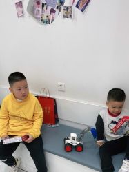 -Oh my head儿童理发(绿地·新田360店)