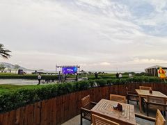 -山港凯悦酒店·BEBA海滩烧烤餐厅酒吧