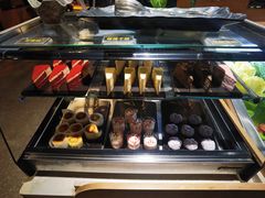 -爱伲PLUS·牛肉海鲜自助火锅(融创店)