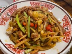 -冶建镜子·老南昌大排档·江西虾王(总店)