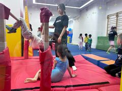 -蜩动儿童运动成长馆(恒生万鹂广场店)