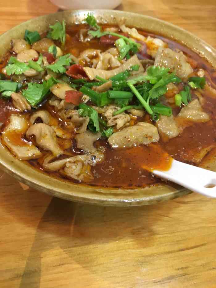 戴庄碗碗肥肠(浙皓店)-"下着雨找戴庄碗碗肥肠,这次来了新店[调皮.