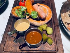 -九月里.自由花园餐厅