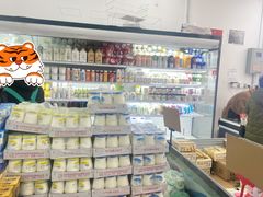 零售区-牛奶便利(东四店)