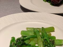 橄榄油煎炒芥兰-芳满庭·江浙小馆(1912店)