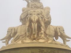 -峨嵋山金顶