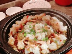 -阿瓦山寨·湘菜现炒·剁椒鱼头王(咸阳总店)