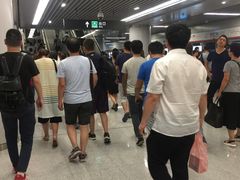 -新百广场(地铁站)