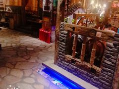 -老牌坊云南鱼豆花火锅(爱建店)
