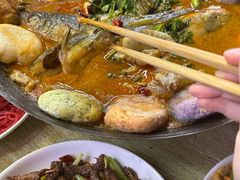 -丹水桥地锅鱼·翘嘴鲌·地方特色全鱼宴(丹江口大坝店)