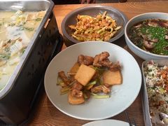 -蜜桃餐厅·伴山(湖滨商业街店)