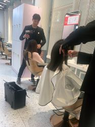 -PE SALON 