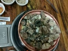 -阿婆情腊排骨火锅(金虹路店)