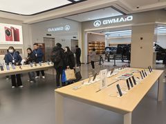 -华为授权体验店(中山公园来福士)